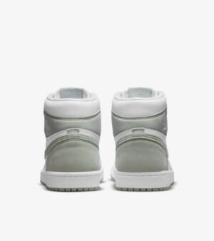 women-s-air-jordan-1-seafoam-release-date (4)